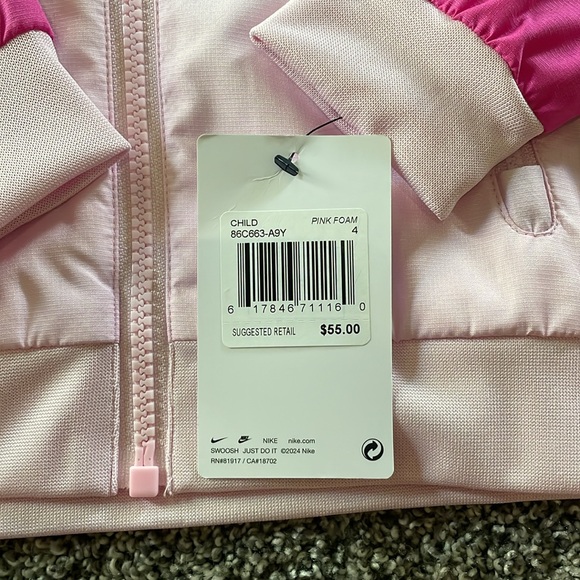 NEW! NIKE PINK AND WHITE ZIP-UP JACKET. SIZE 4. GIRLS. - Picture 6 of 6